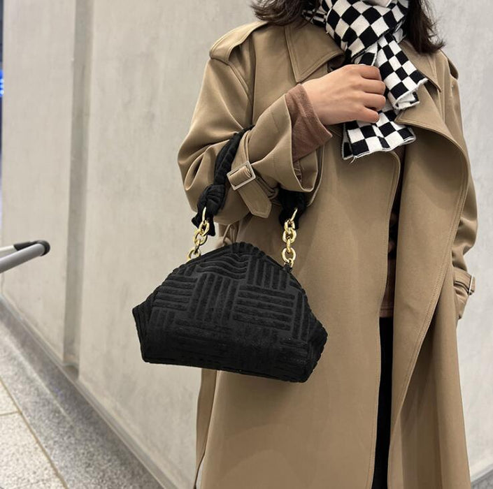 Luxury Towel Pattern Women New Fashion Plush Triangle Clip Handbag